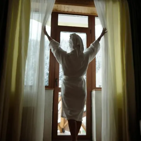 Hotel Girskiy Prutets 4*