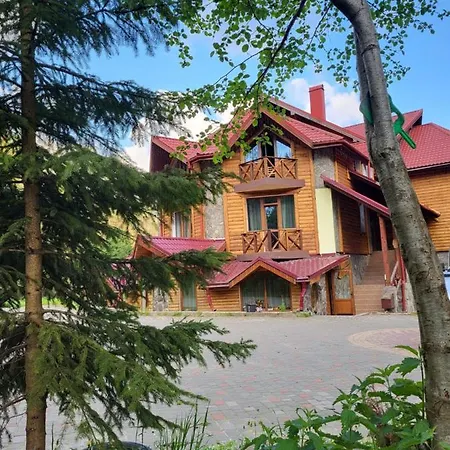 Girskiy Prutets Hotel 4*