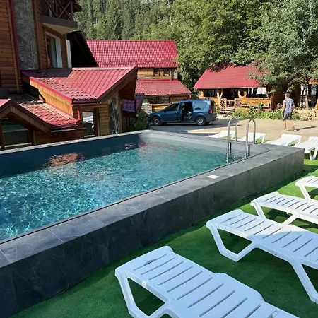 Girskiy Prutets Hotel