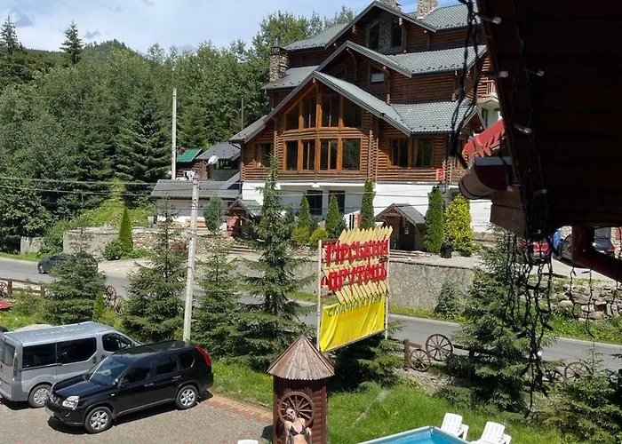 Girskiy Prutets מלון בוקובל