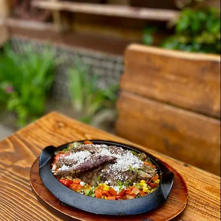 호텔 Girskiy Prutets 4*